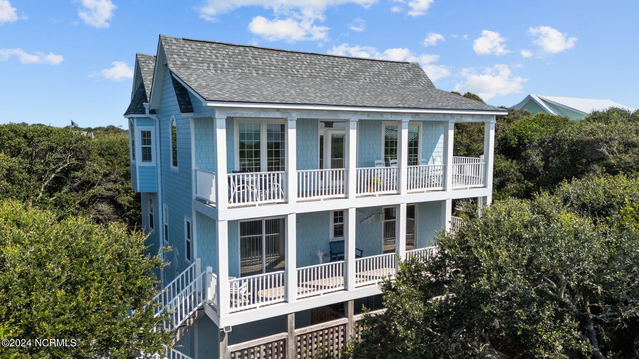 Doe Dr, Emerald Isle, NC 28594