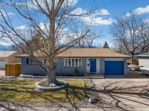226 Bassett Dr, Colorado Springs, CO, 80910-3020 | Card Image