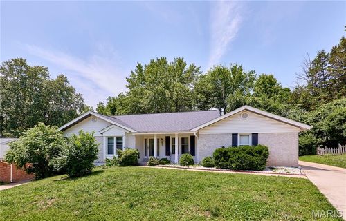 14338 Millbriar Cir, Chesterfield, MO, 63017-2549 | Card Image