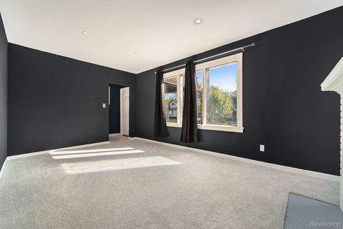 9241 Steel St, Detroit, MI, 48228-2693 | Card Image