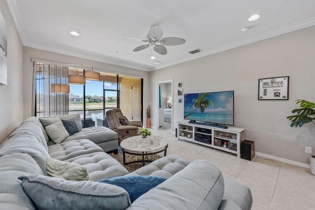 UNIT-102 - 9440 Benvenuto Ct, Condo with 2 bedrooms, 2 bathrooms and null parking in NAPLES FL | Image 6