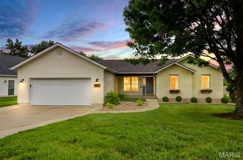 201 Hara Ln, Washington, MO, 63090-5539 | Card Image