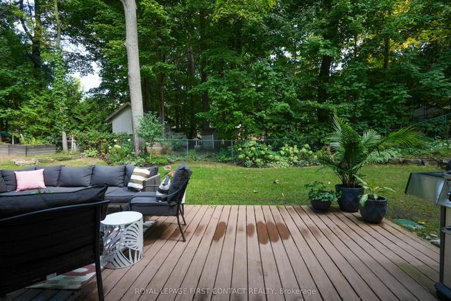 11 Vernar Dr, House other with 4 bedrooms, 3 bathrooms and 6 parking in Midhurst ON | Image 31