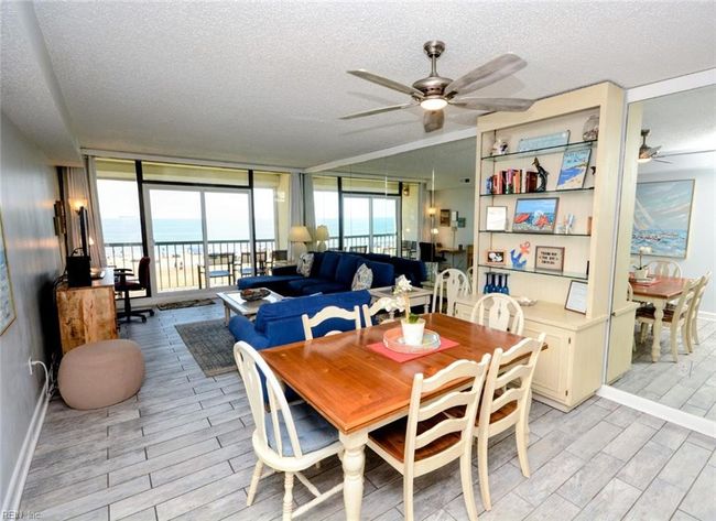 Enjoy an ocean view with your meals | Image 4