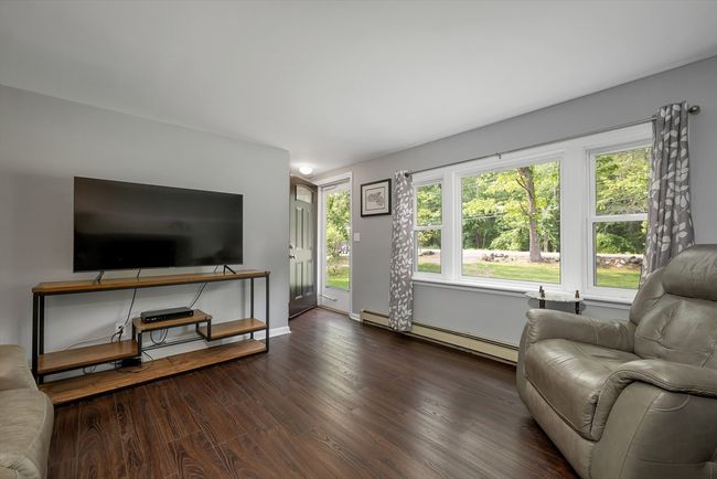 44 High St, House other with 4 bedrooms, 2 bathrooms and 5 parking in Stratham NH | Image 17