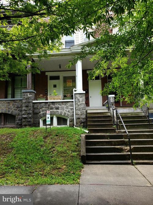 303 E 33rd St, BALTIMORE, MD, 21218-6272 | Card Image