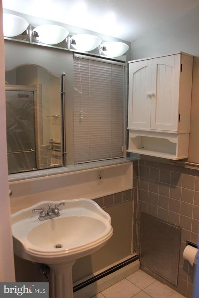 4029 Honey Ln, House other with 5 bedrooms, 2 bathrooms and null parking in ANNANDALE VA | Image 20