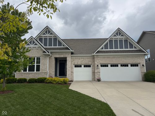 5447 Forest Glen Dr, Brownsburg, IN, 46112-5668 | Card Image