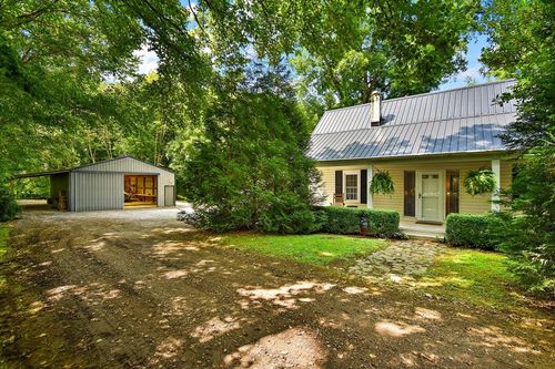 1570 Wolf Creek Rd, Silver Point, TN, 38582-7915 | Card Image