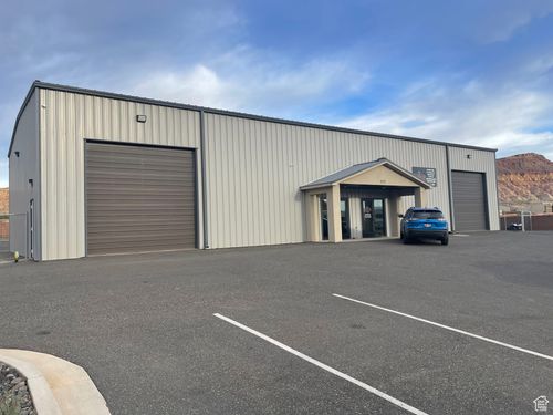 397 Commerce St, Hurricane, UT, 84737 | Card Image