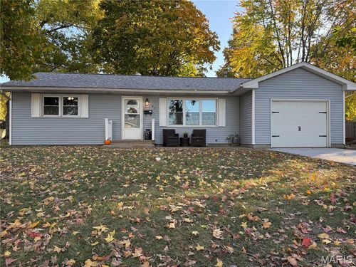 1141 Warren St, Jerseyville, IL, 62052-1077 | Card Image