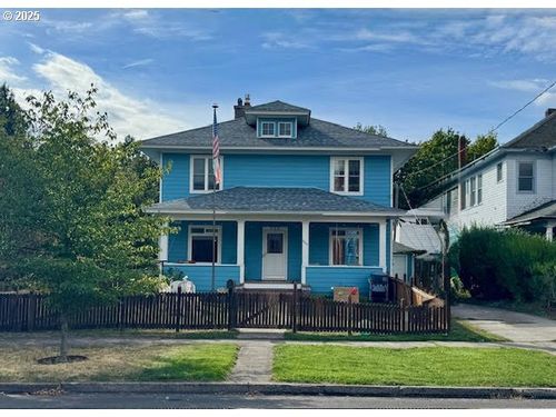 904 Penn Ave, La Grande, OR, 97850-2218 | Card Image