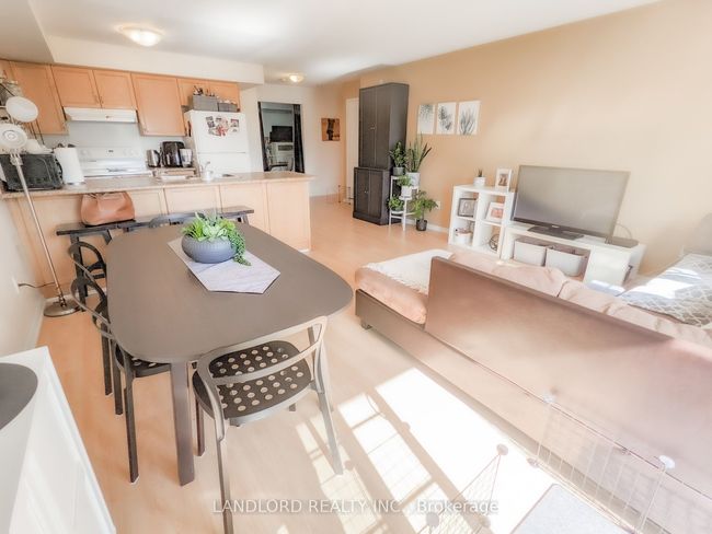 6 - 145 Isaac Devins Blvd, Condo with 2 bedrooms, 1 bathrooms and null parking in Toronto ON | Image 7