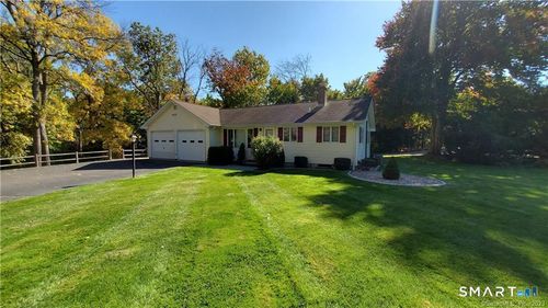32 Fernridge Rd, West Hartford, CT, 06107-1425 | Card Image
