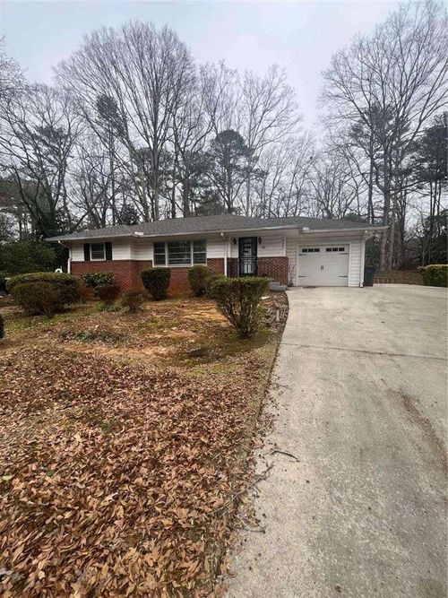 2560 Wood Valley Dr, East Point, GA, 30344-2242 | Card Image