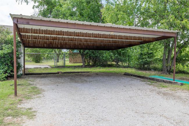 1101 W Hall St, House other with 3 bedrooms, 2 bathrooms and null parking in Bangs TX | Image 27