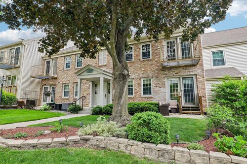 6808 Old Sauk Court, Madison, WI, 53717 | Card Image