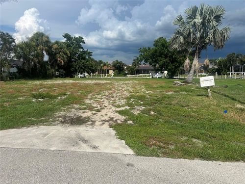 74 Ocean Dr, PUNTA GORDA, FL, 33950-5081 | Card Image