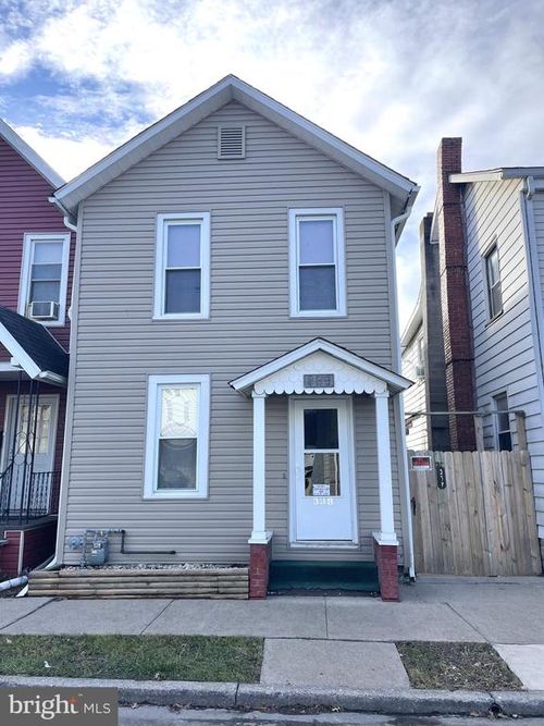338 E Bald Eagle St, LOCK HAVEN, PA, 17745-2122 | Card Image