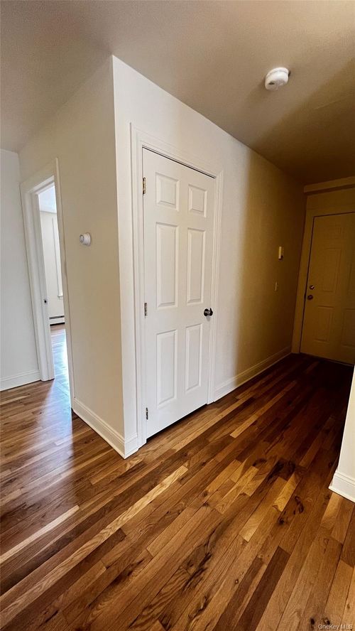 apt-3s-97 Liberty St, Newburgh, NY, 12550-5677 | Card Image