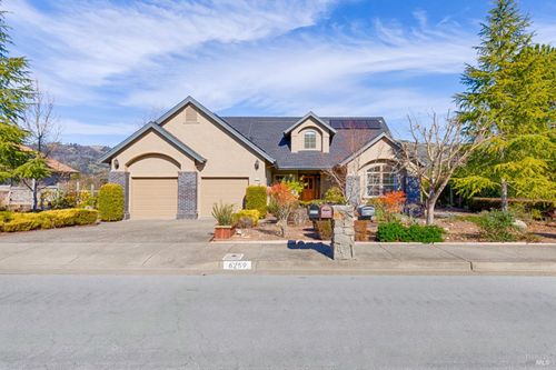 6259 Meadowstone Drive, Santa Rosa, CA, 95409 | Card Image