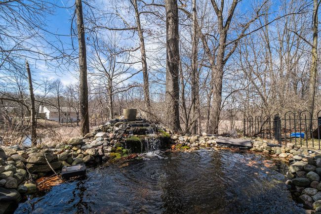 7926 Forest Creek Ct, House other with 3 bedrooms, 3 bathrooms and null parking in Whitmore Lake MI | Image 18