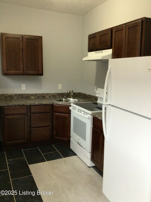 201-952 S Floyd St, Louisville, KY, 40203-4229 | Card Image