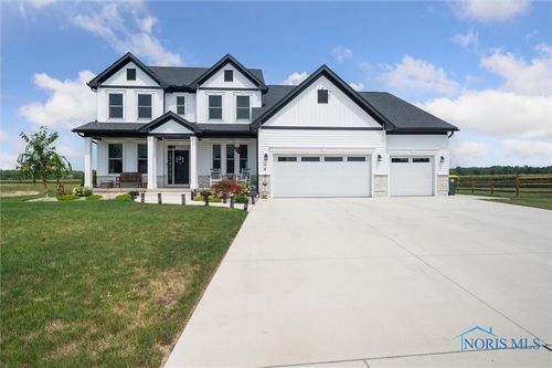 9412 Newbury Ln, Whitehouse, OH, 43571-9438 | Card Image