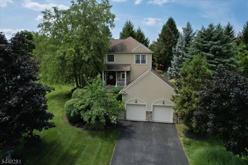 9 Cypress Ln, Hamburg, NJ, 07419-1249 | Card Image