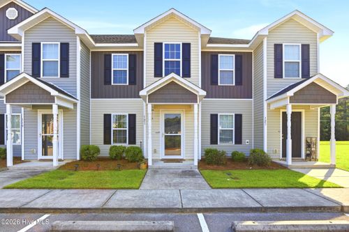 121 W Murrow Ln, Jacksonville, NC, 28546-0051 | Card Image
