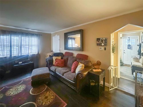 3017 Harding St, Oceanside, NY, 11572-3414 | Card Image