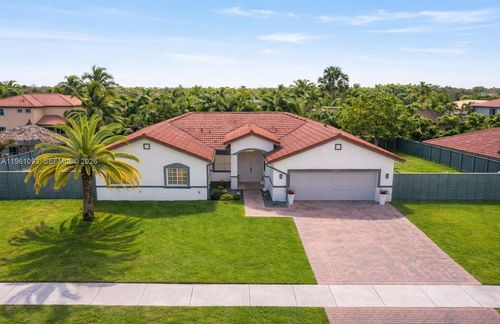 14214 Sw 289th Ter, Homestead, FL, 33033-2988 | Card Image