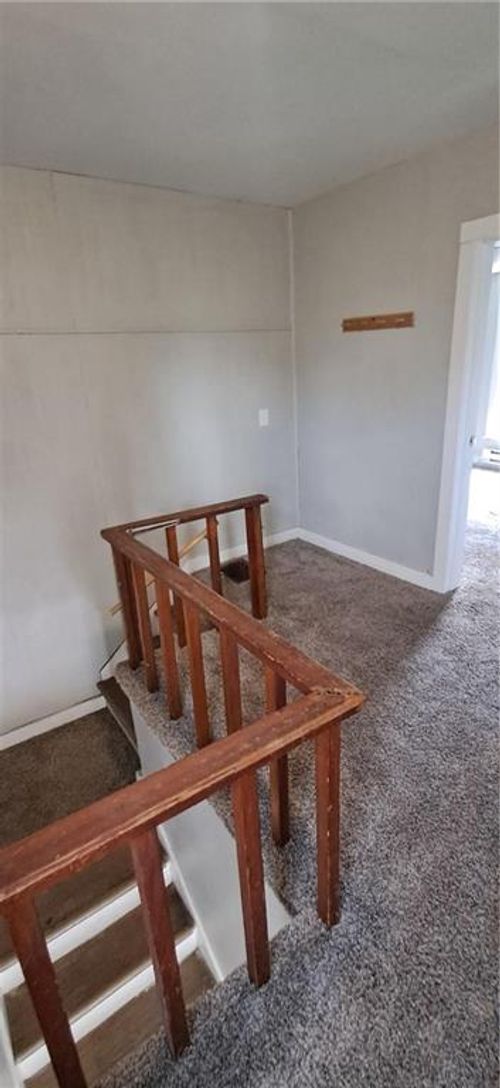 apt-b-519 N 24th Street, St Joseph, MO, 64501 | Card Image