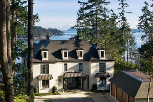 10865 Fernie Wynd Rd, North Saanich, BC, V8L5H8 | Card Image