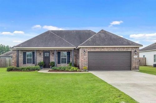 1415 Trisha Ct, Lake Charles, LA, 70611-4258 | Card Image