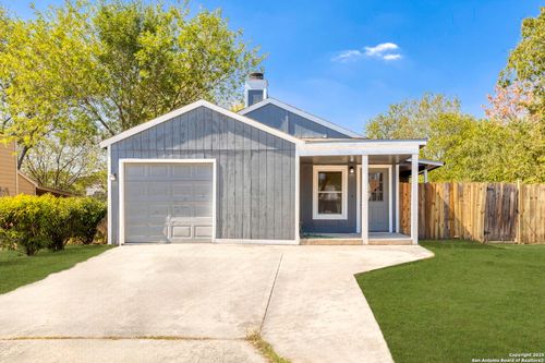 4019 Sunrise Cove Dr, San Antonio, TX, 78244-1156 | Card Image