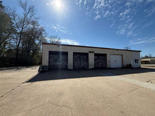 500 E Houston Street, Cleveland, TX, 77327 | Card Image