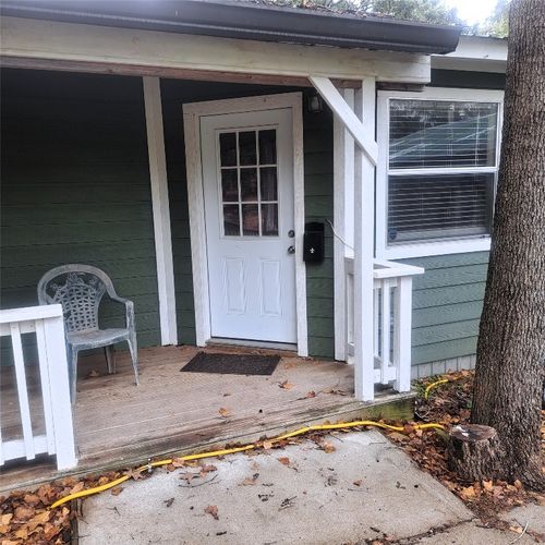 unit-b-397 Lacy Dr, Elgin, TX, 78621-3626 | Card Image