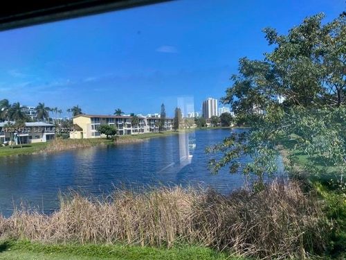 k216-20111 Ne 27th Ct, Aventura, FL, 33180-2052 | Card Image