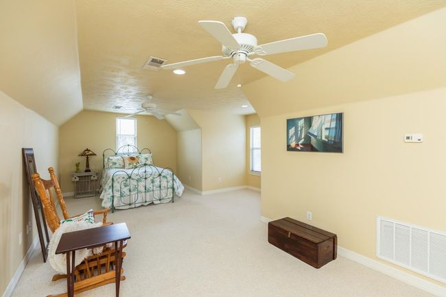 7940 Laurelwood St, House other with 5 bedrooms, 4 bathrooms and null parking in Beaumont TX | Image 29