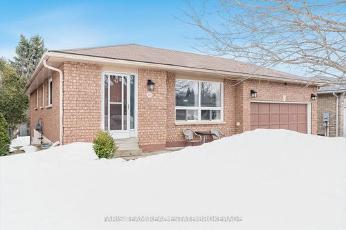 321 Park Street, Orillia, ON, L3V7R6 | Card Image