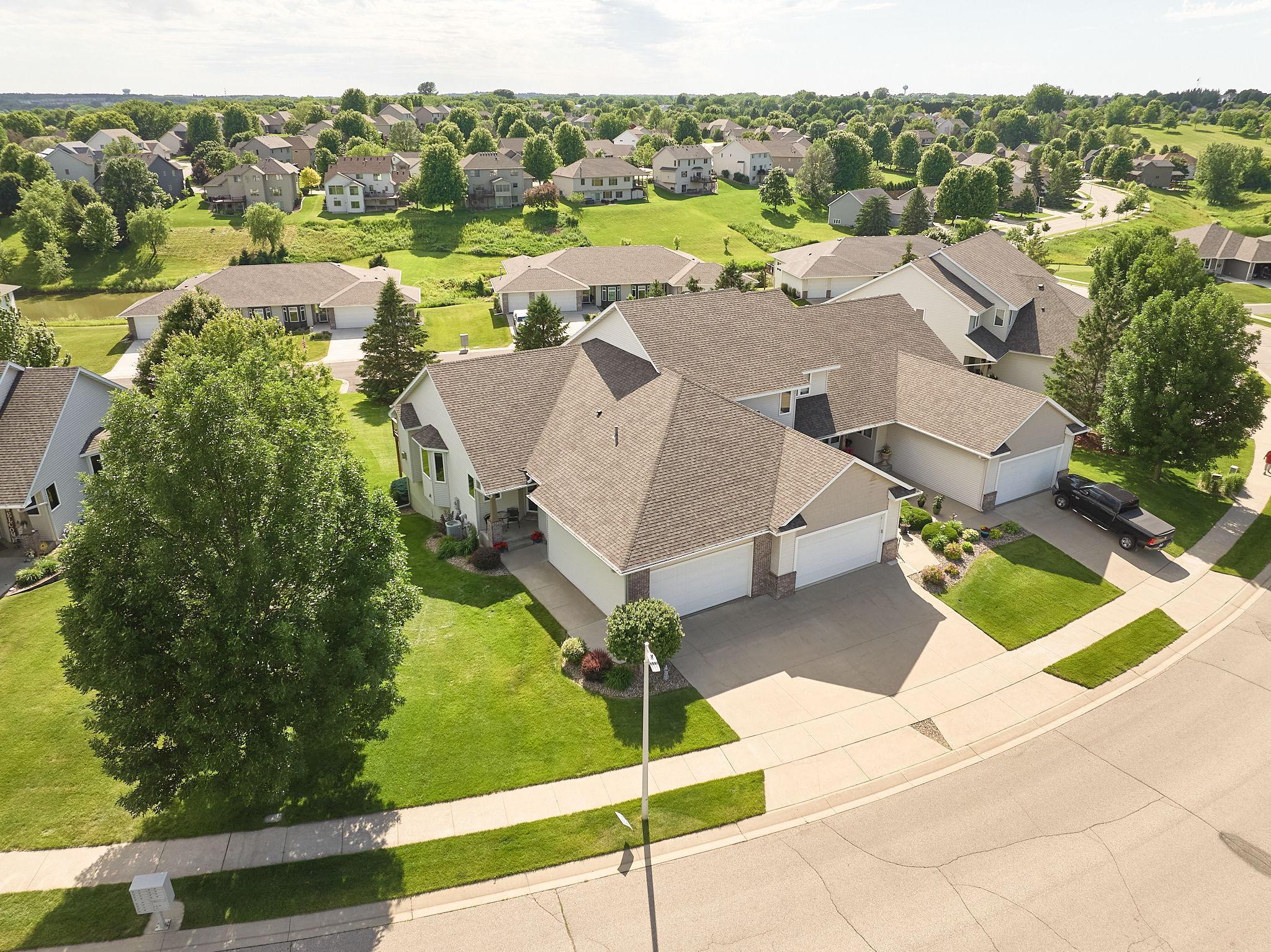 Crimson Ridge Dr, Rochester, MN 55901