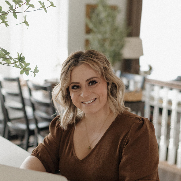 Samantha Knoll