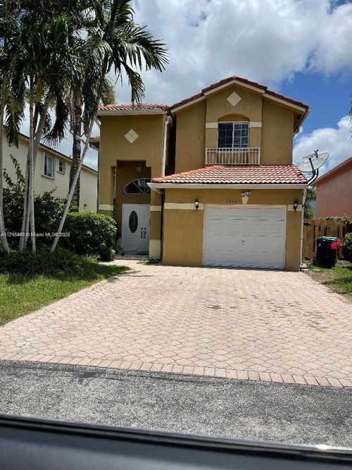 15623 Sw 100th Ter, Miami, FL, 33196 | Card Image