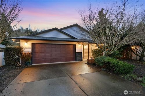 9114 Ne 90th Pl, Vancouver, WA, 98662-2083 | Card Image