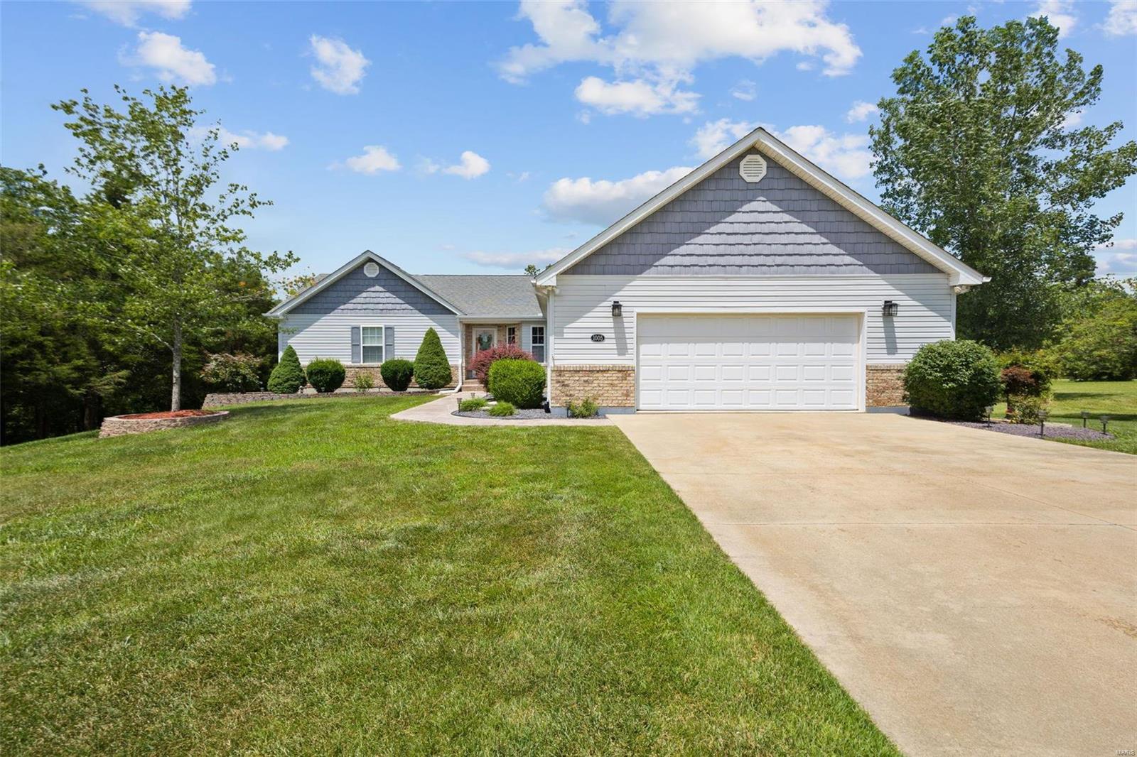 Napoleon Dr, Bonne Terre, MO 63628