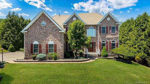 3 Stahl Way, Monroe, NY, 10950-3038 | Card Image