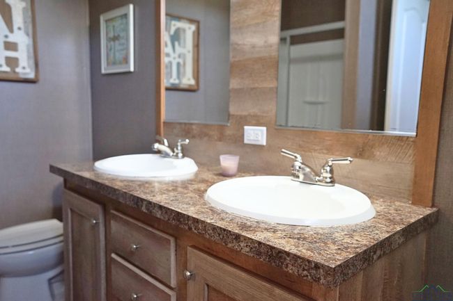 275 Wisteria Ln, House other with 3 bedrooms, 2 bathrooms and null parking in Nacogdoches TX | Image 15