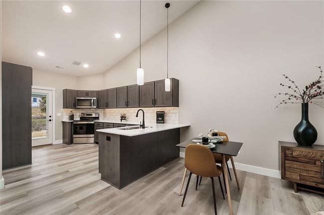 6399 Signal Peak Ave, Townhouse with 3 bedrooms, 2 bathrooms and null parking in Billings MT | Image 6