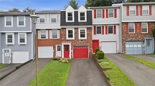 151 Ligonier Ln, New Kensington, PA, 15068-9300 | Card Image